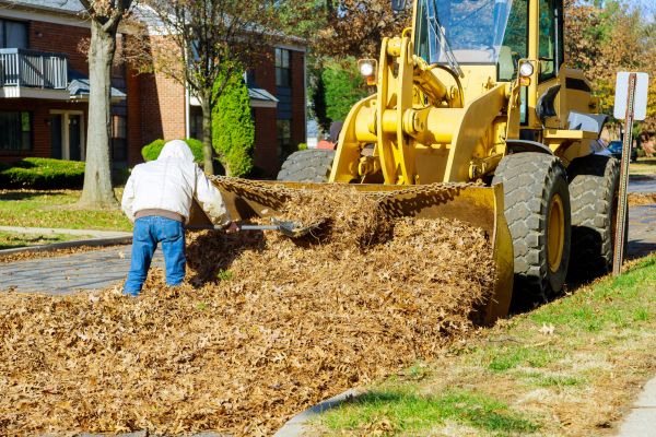 Mulch Hauling in Summerfield